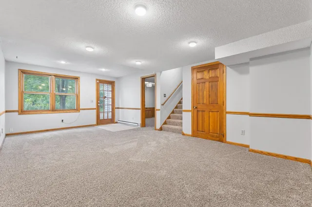 $574,900 | 1900 Vernon Drive South, Minnetonka, MN 55305