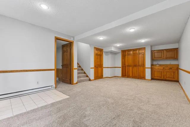 $574,900 | 1900 Vernon Drive South, Minnetonka, MN 55305