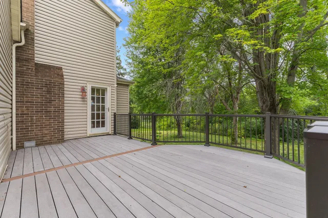 $574,900 | 1900 Vernon Drive South, Minnetonka, MN 55305