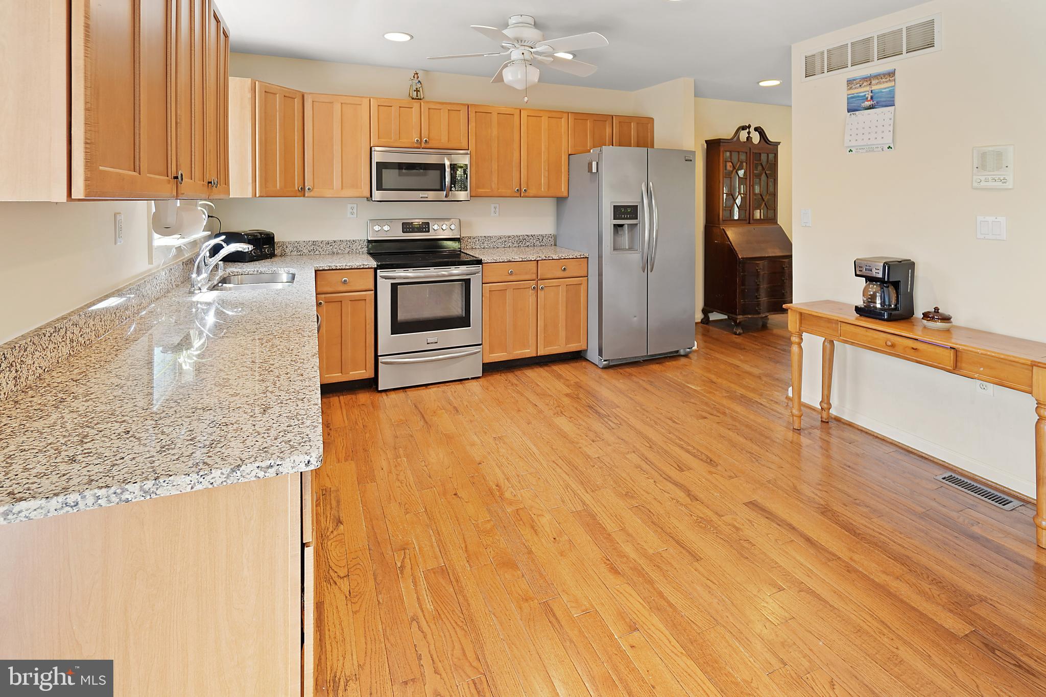 1213 Magothy Road Pasadena, MD 21122 - Photo 12 of 41 New Granite Countertops, Sink, & Fixtures