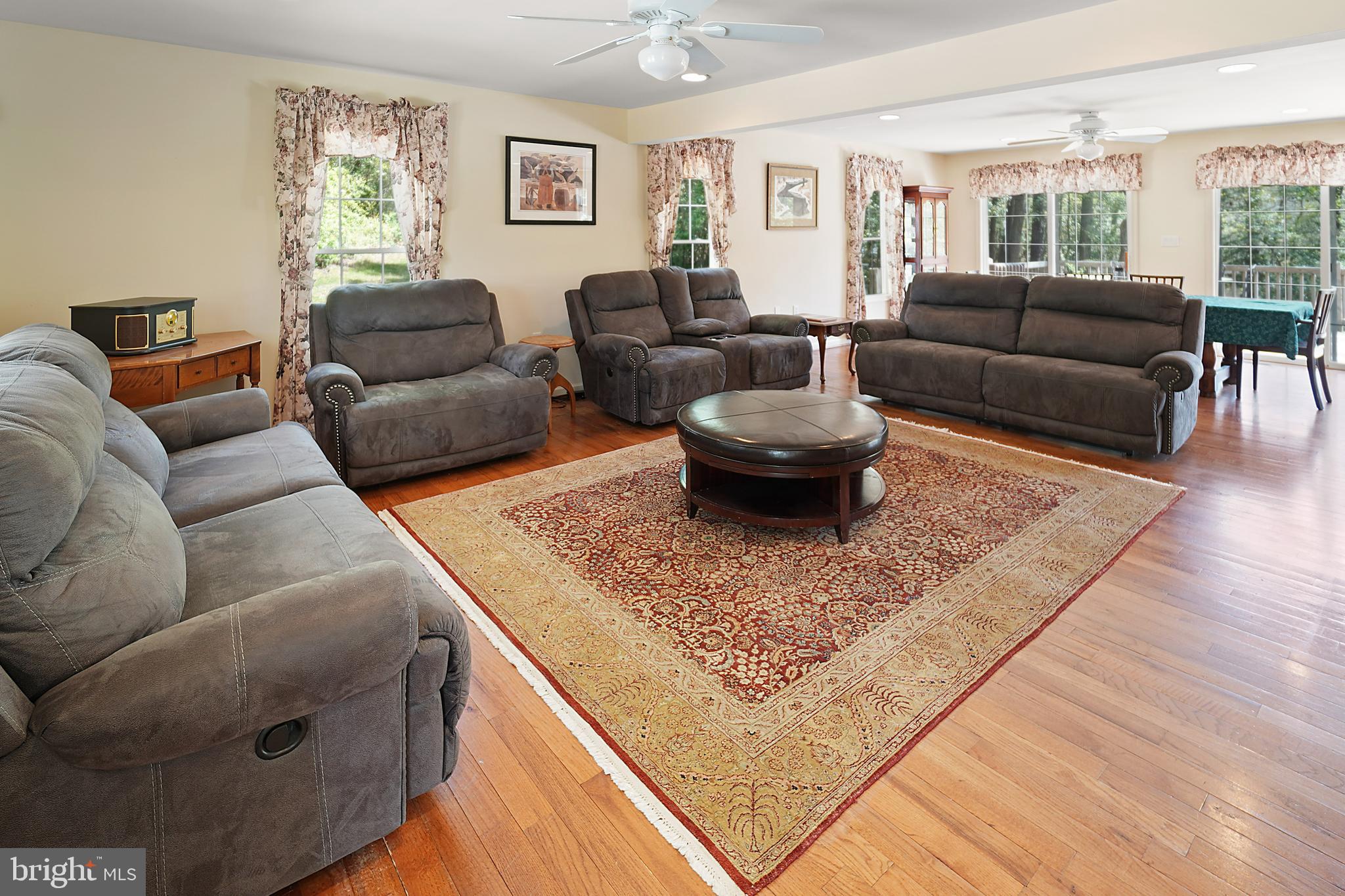 1213 Magothy Road Pasadena, MD 21122 - Photo 8 of 41 Family Room with Hardwood Floors