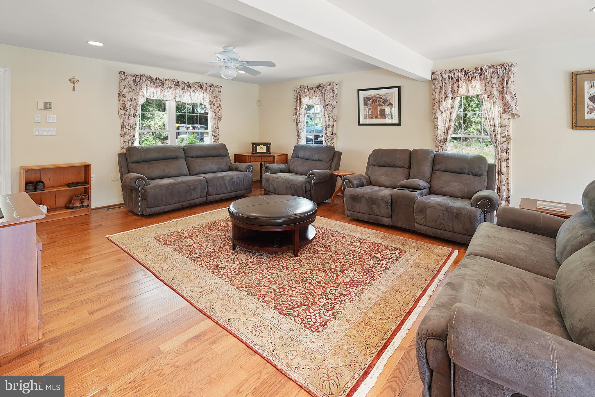 1213 Magothy Road Pasadena, MD 21122 - Photo 9 of 41 Recessed Lighting & Ceiling Fan