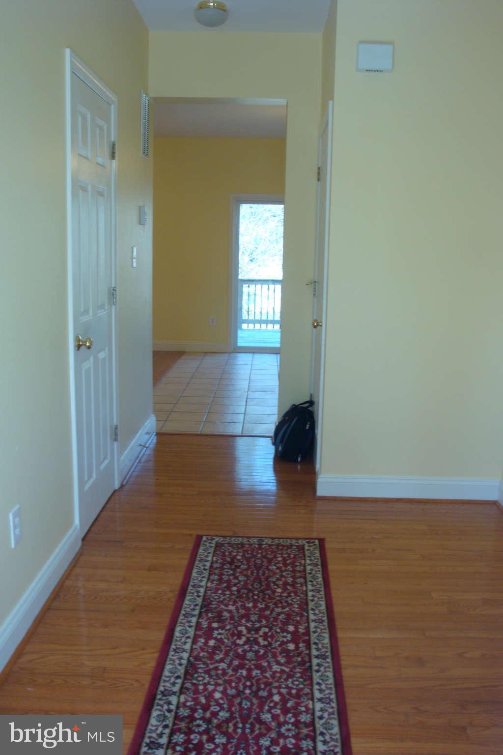 1348 Rolling Rd. Baltimore, MD 21227 - Photo 3 of 23 Interior (General)