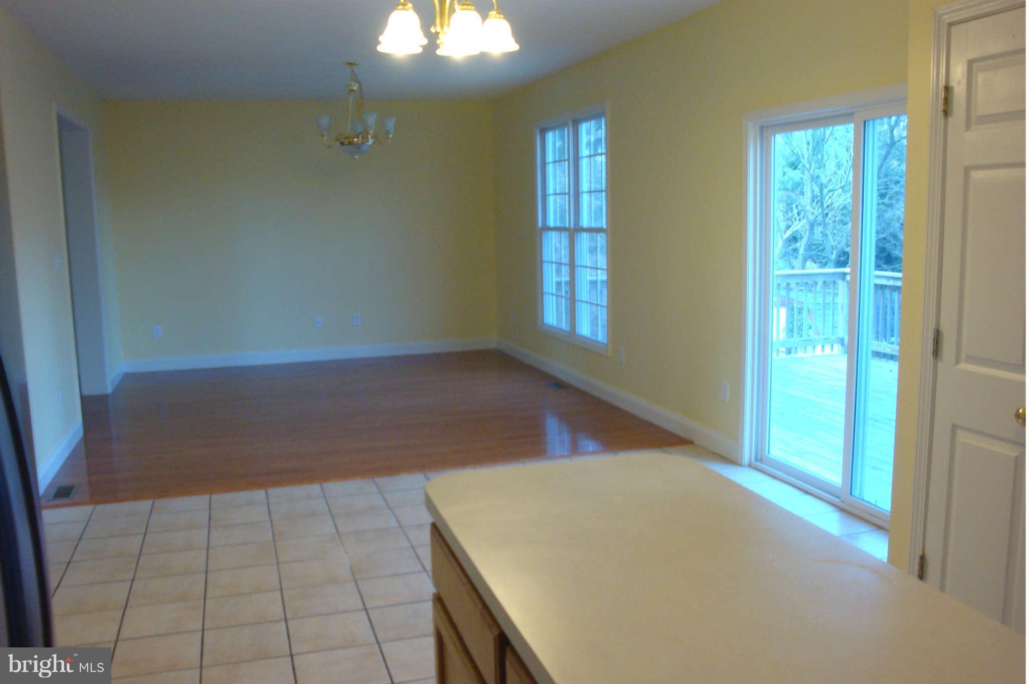 1348 Rolling Rd. Baltimore, MD 21227 - Photo 6 of 23 Family Room