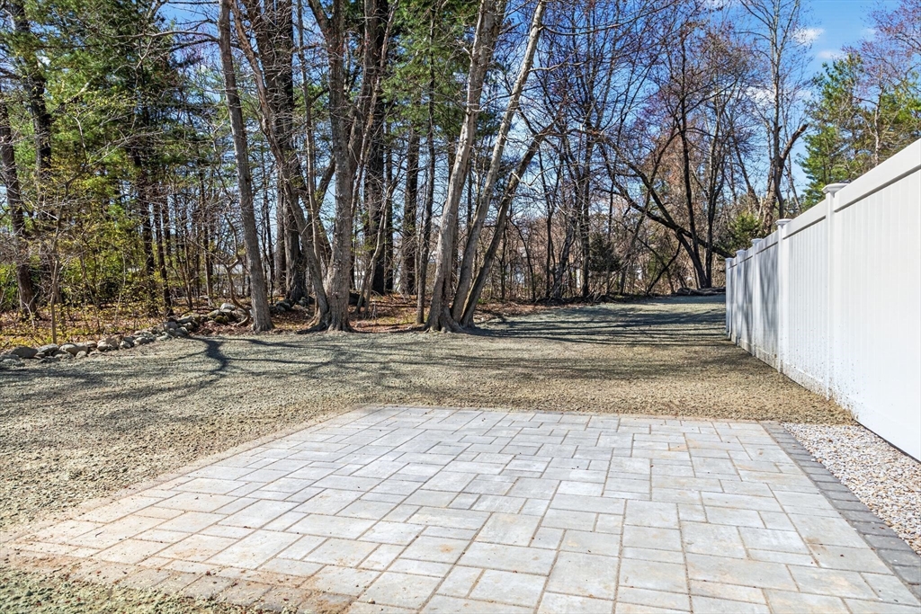 13 Radcliffe Road, Unit B Billerica, MA 01821 - Photo 18 of 19