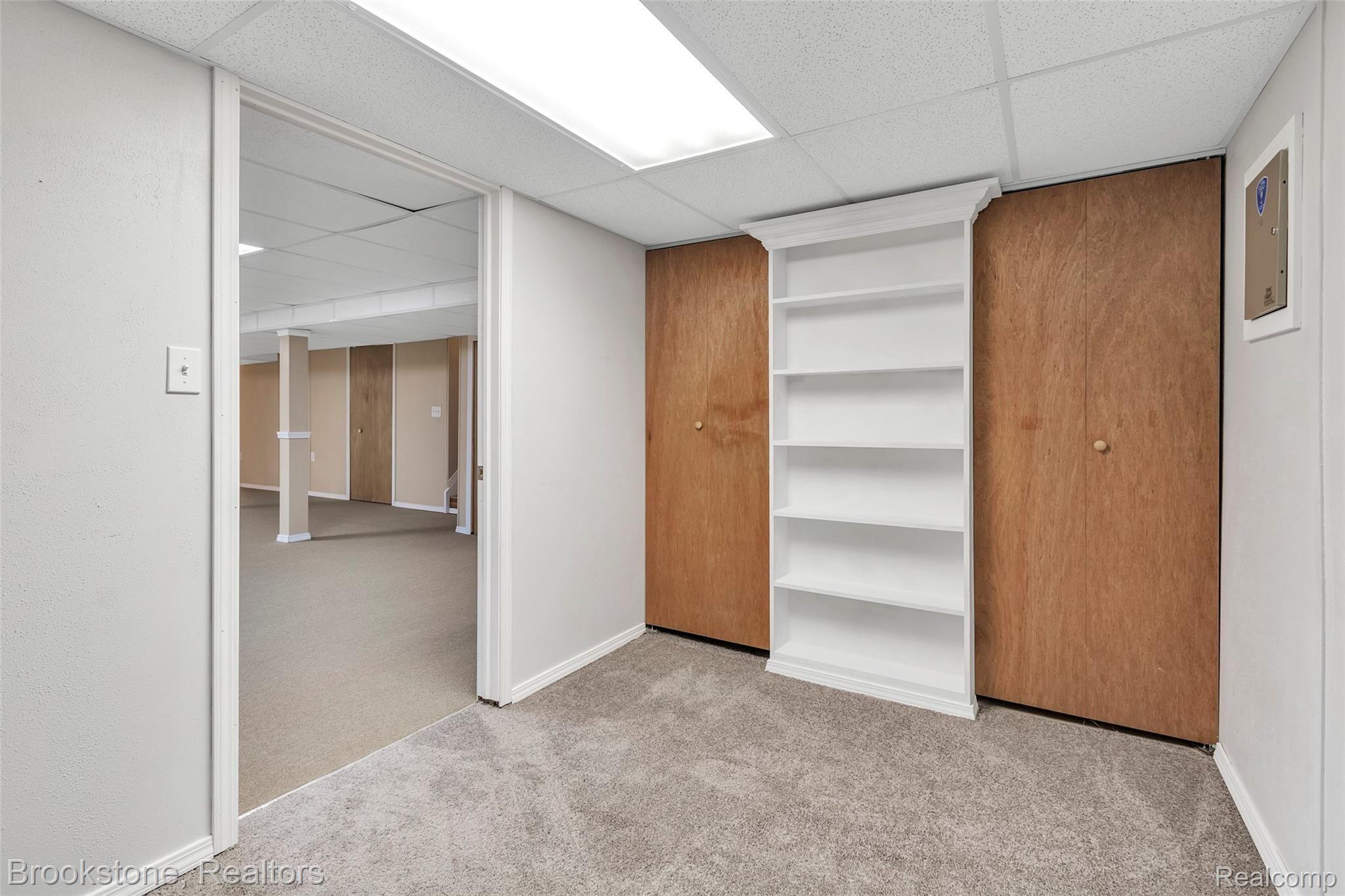 24494 Greenhill Road Warren, MI 48091 - Photo 31 of 37 24494-Greenhill-Warren-MI-windowstill-31.jpg