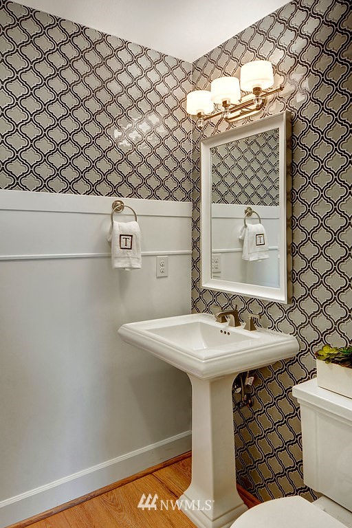 10016 Northeast 162nd Street Bothell, WA 98011 - Photo 2 of 9 Gallery Image 2