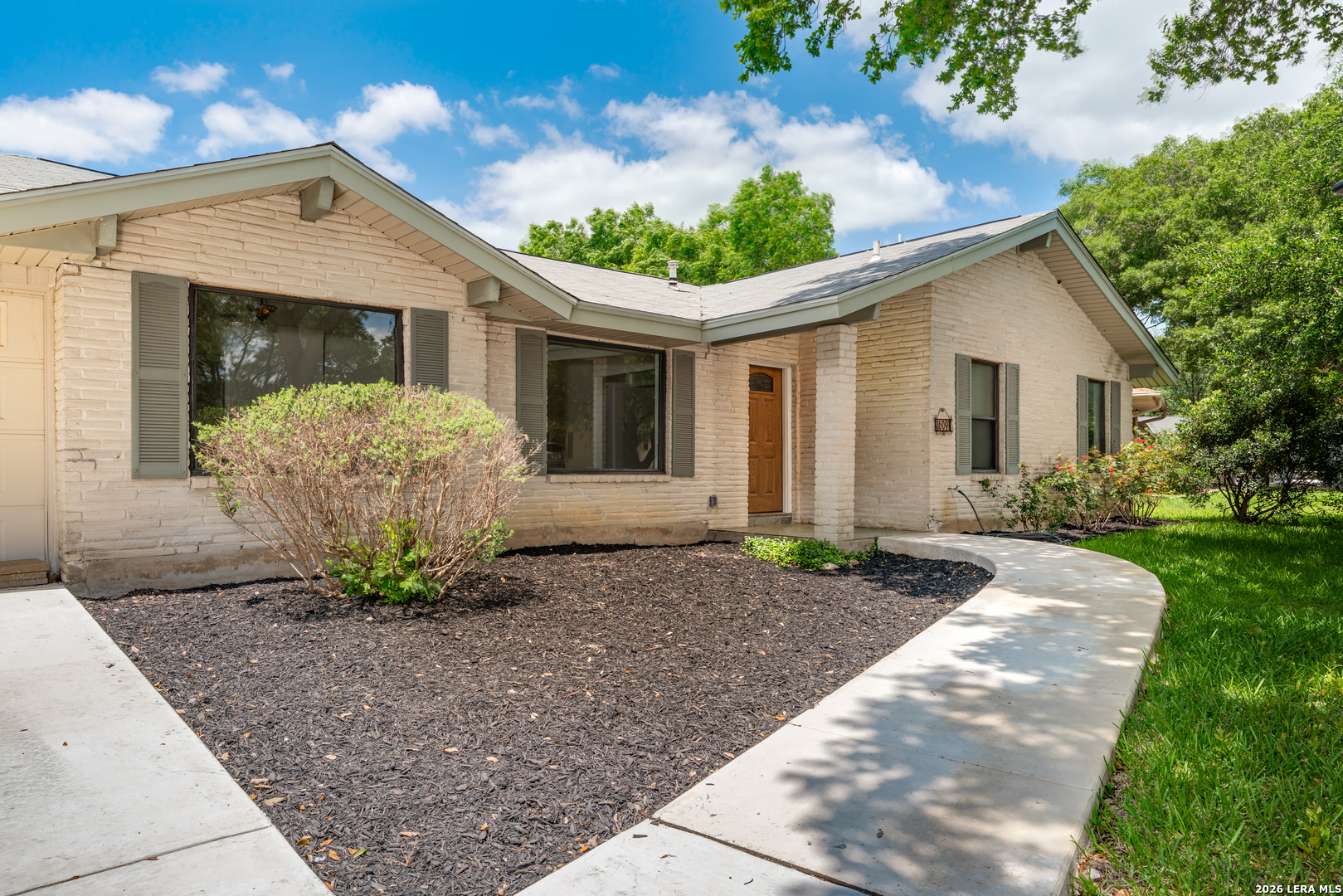 609 Moorside Drive Windcrest, TX 78239 - Photo 2 of 46