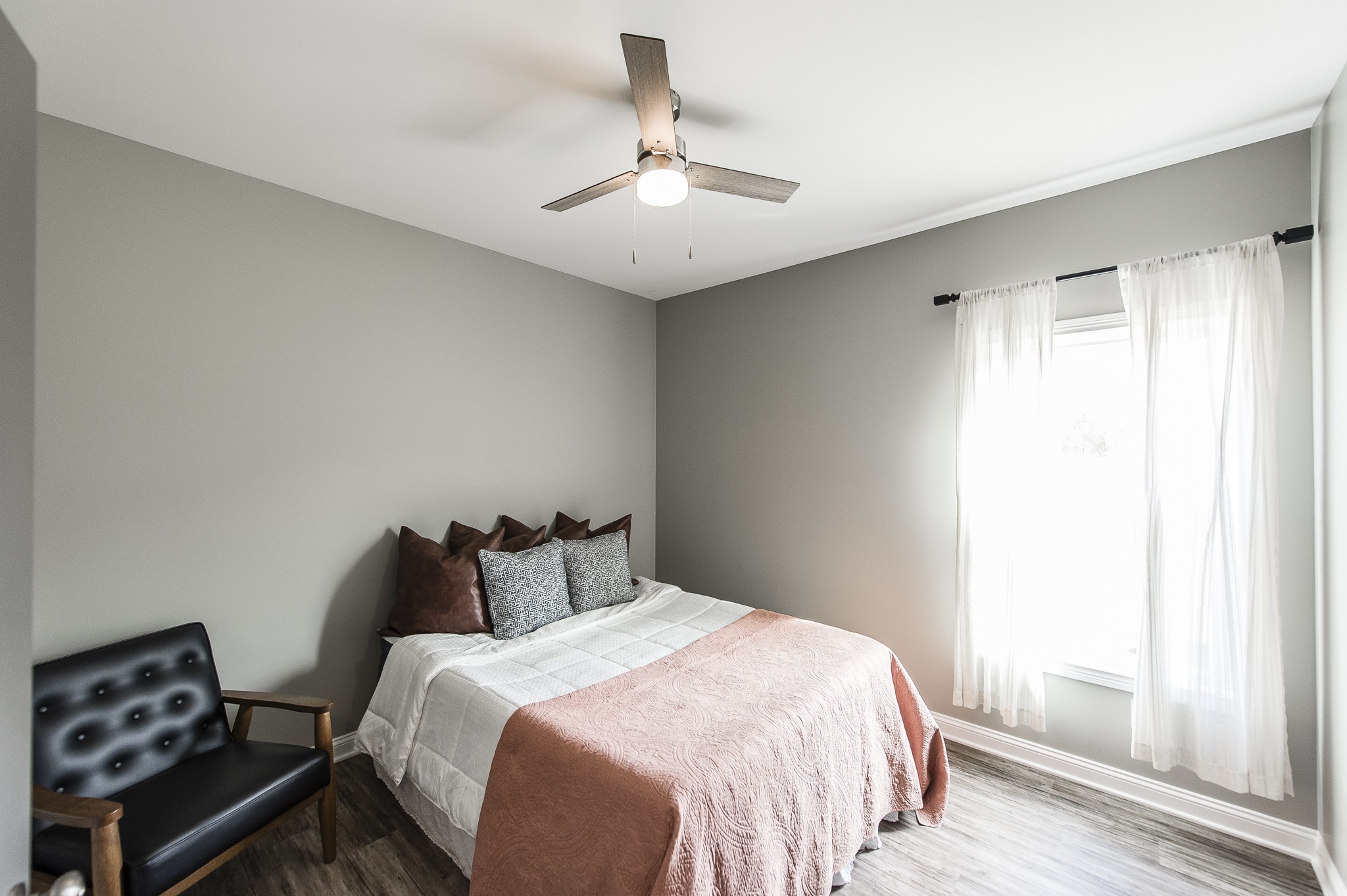 1502 Rock Bridge Road Bethpage, TN 37022 - Photo 28 of 37 a bedroom with a bed and a window