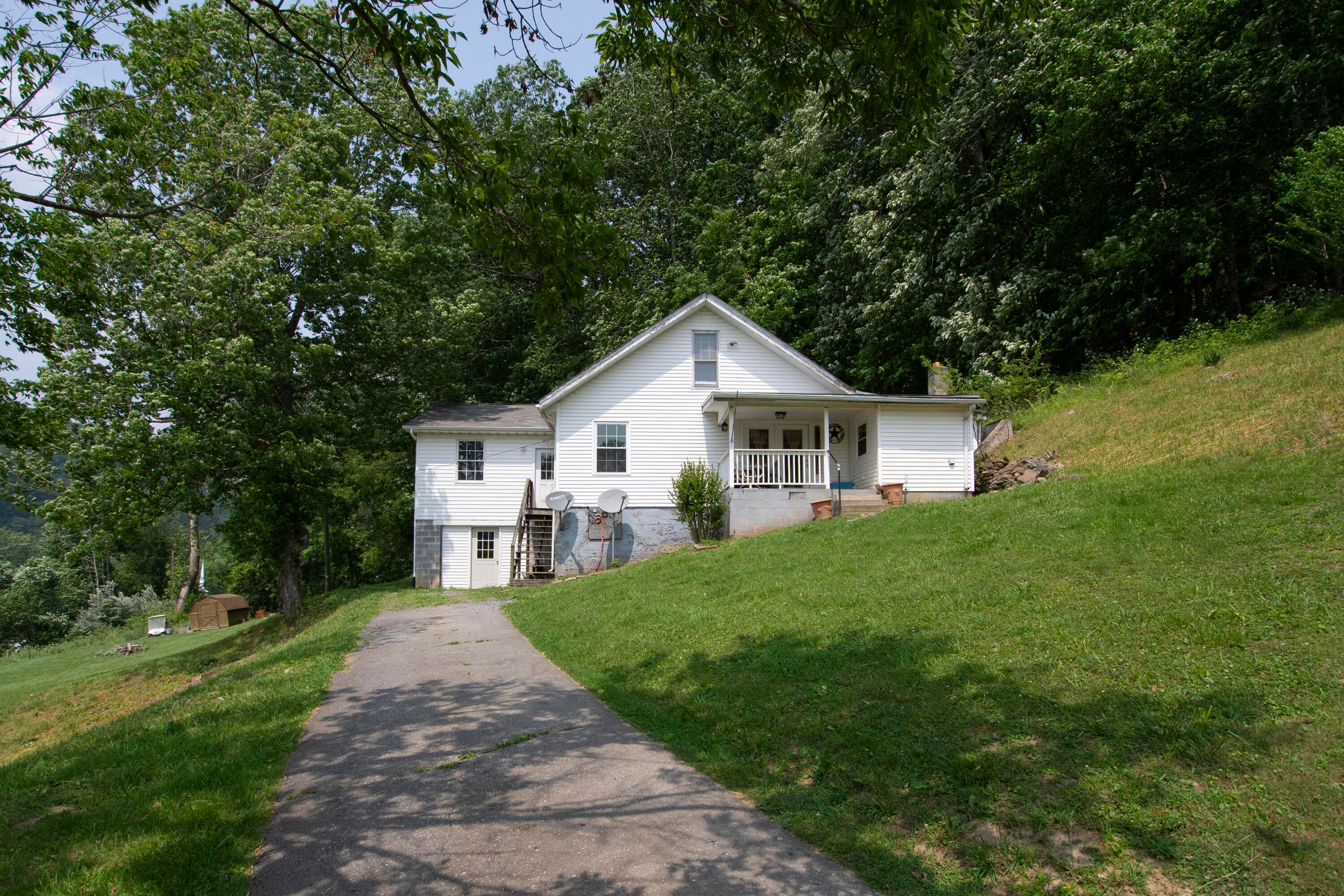 115 Carter Lane Ronceverte, WV 24970 - Photo 32 of 33 Gallery Image 32