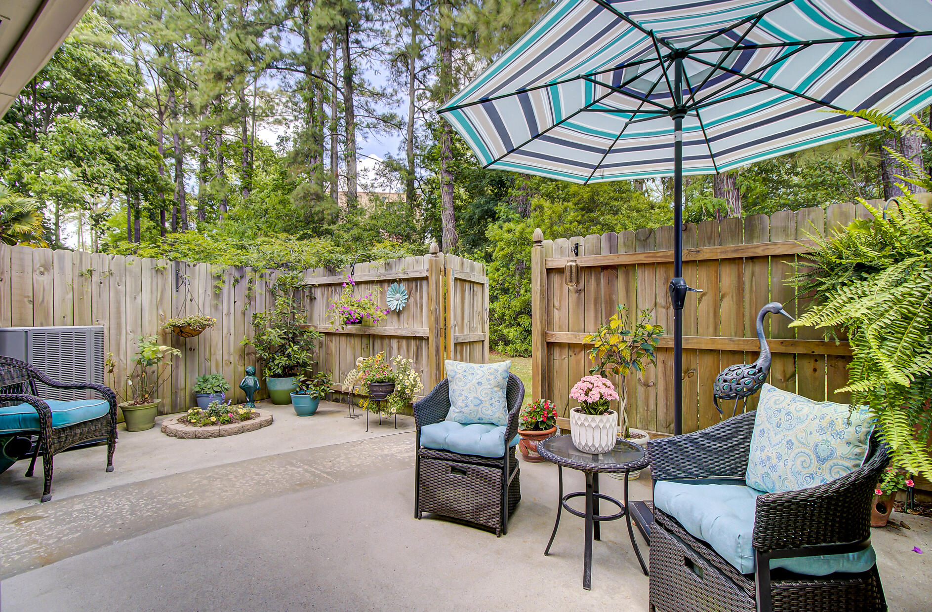 302 Springview Lane, Unit 5 Summerville, SC 29485 - Photo 27 of 30 Back Patio