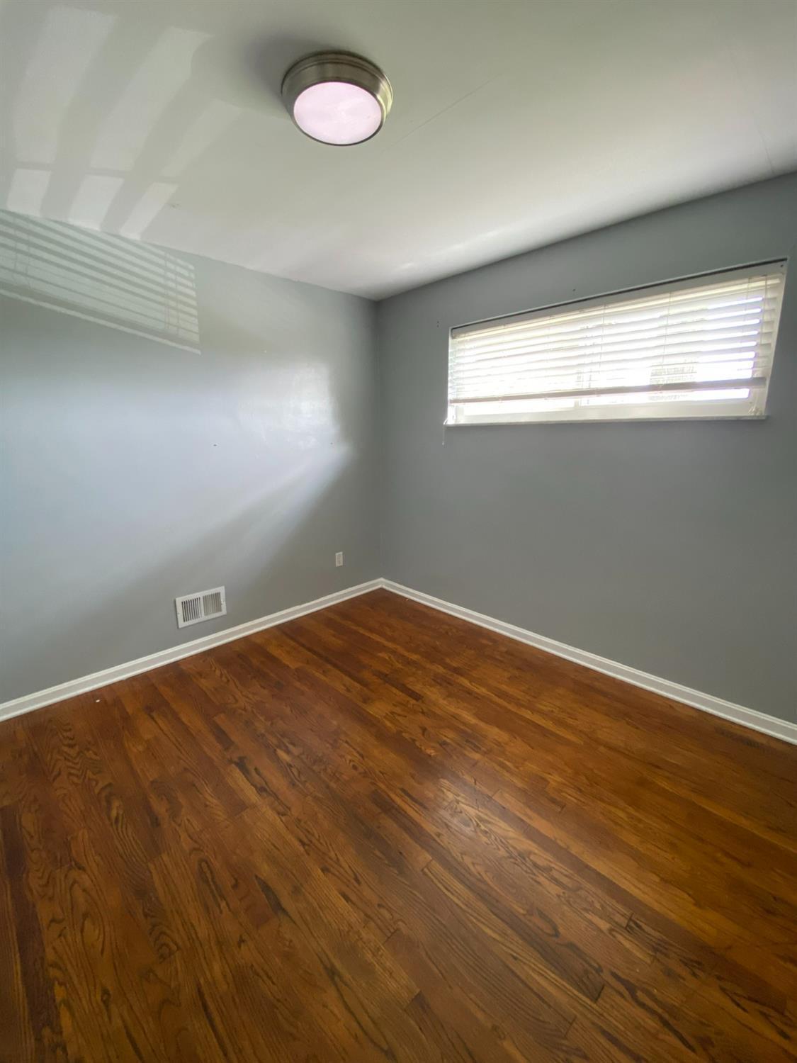 6822 Hearne Road Cincinnati, OH 45248 - Photo 17 of 37