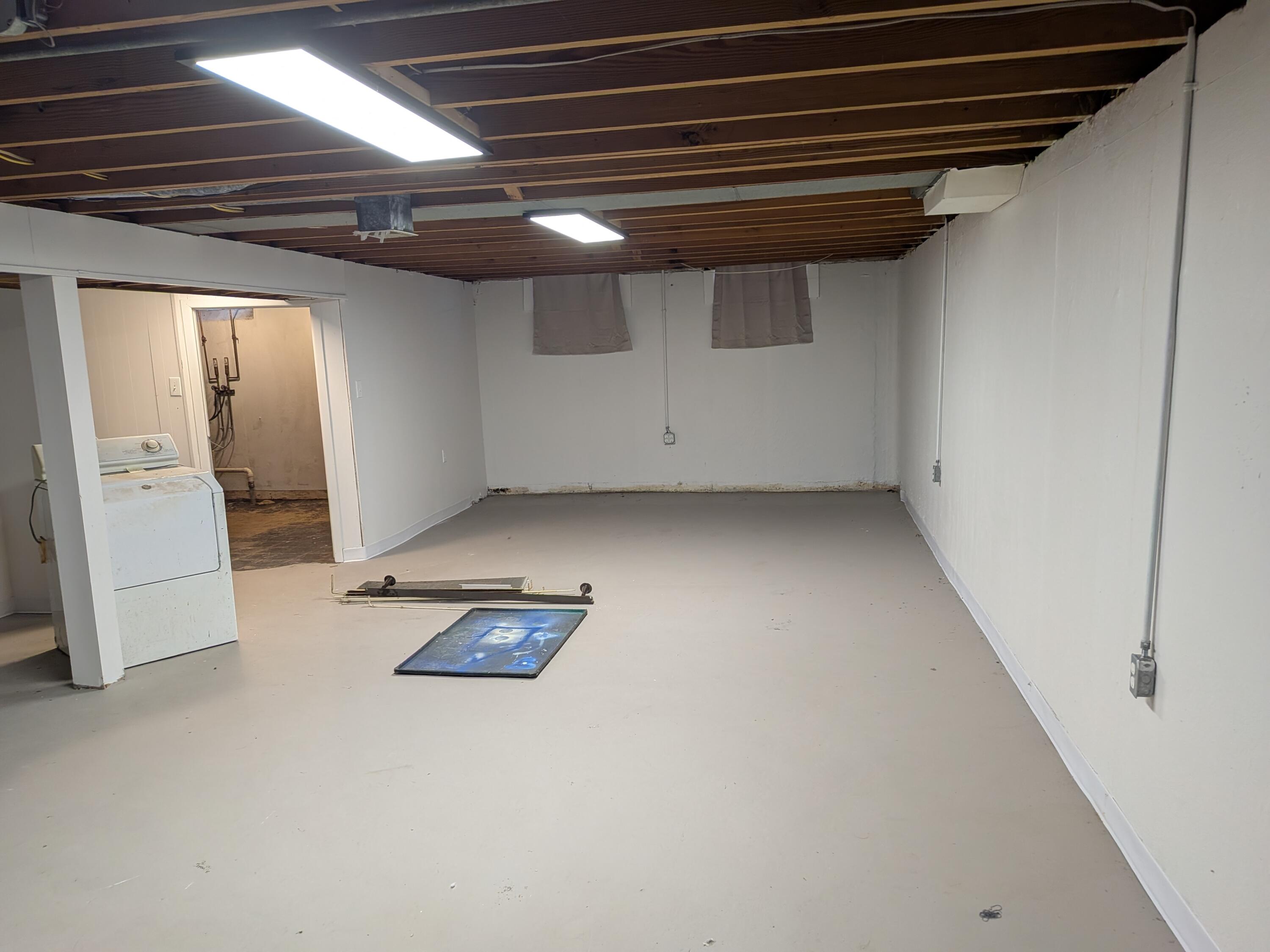 18429 Stephens Road Eastpointe, MI 48021 - Photo 25 of 29 PXL_20260116_153534590