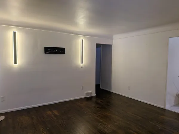 $189,900 | 18429 Stephens Road, Eastpointe, MI 48021