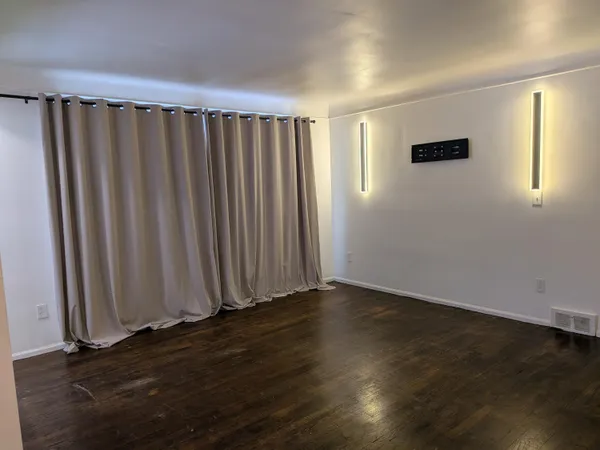 $189,900 | 18429 Stephens Road, Eastpointe, MI 48021