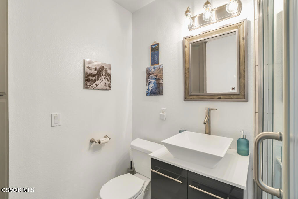 3342 Weatherford Court Simi Valley, CA 93063 - Photo 17 of 46