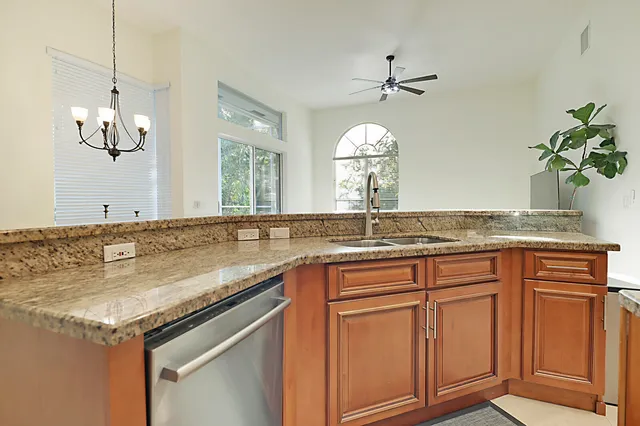 $6,200 | 21707 Marigot Drive, Boca Raton, FL 33428