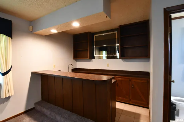 $174,900 | 12 Diane Road, Decatur, IL 62526