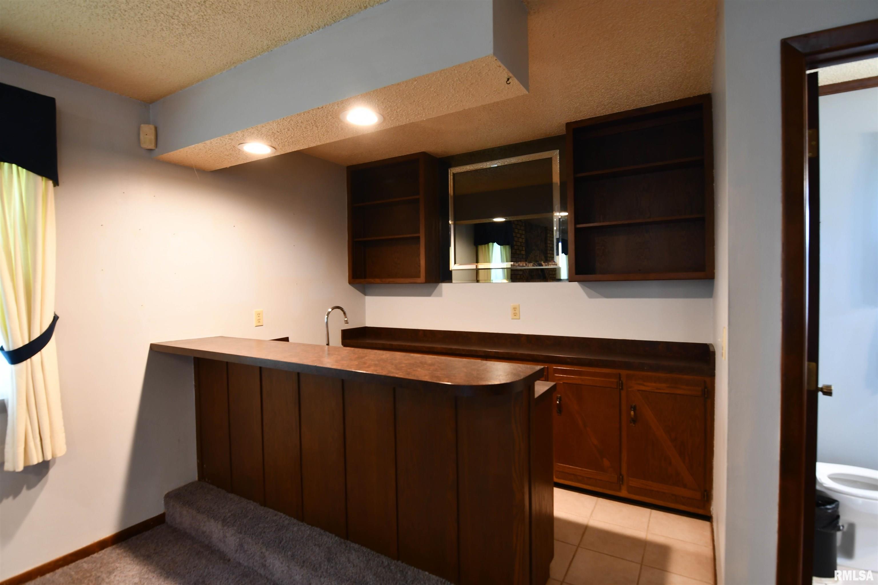 12 Diane Road Decatur, IL 62526 - Photo 11 of 40