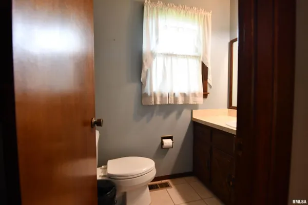 $174,900 | 12 Diane Road, Decatur, IL 62526