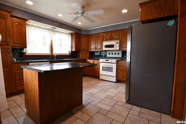 $174,900 | 12 Diane Road, Decatur, IL 62526