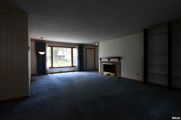 $174,900 | 12 Diane Road, Decatur, IL 62526