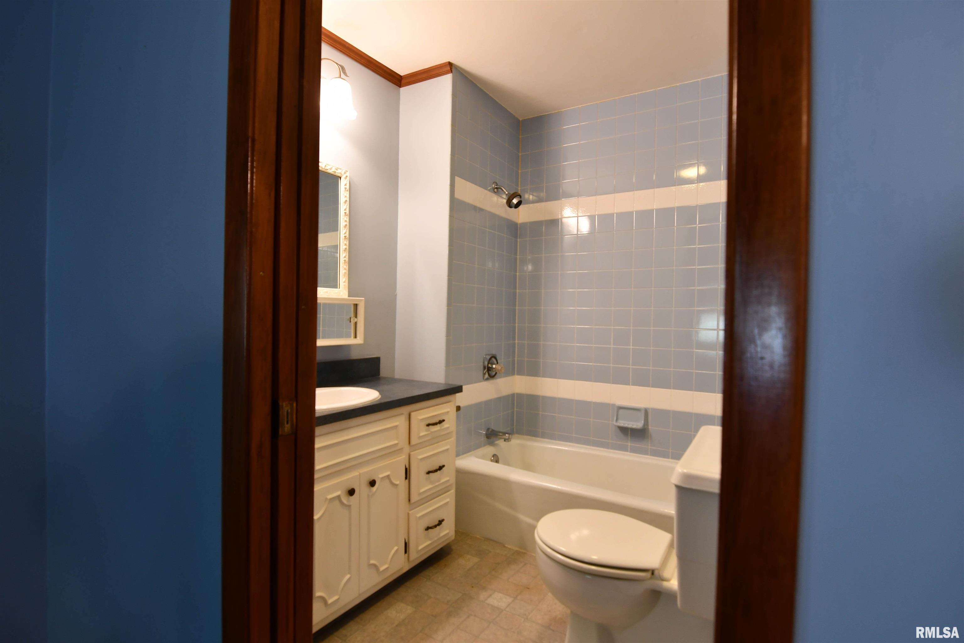 12 Diane Road Decatur, IL 62526 - Photo 31 of 40