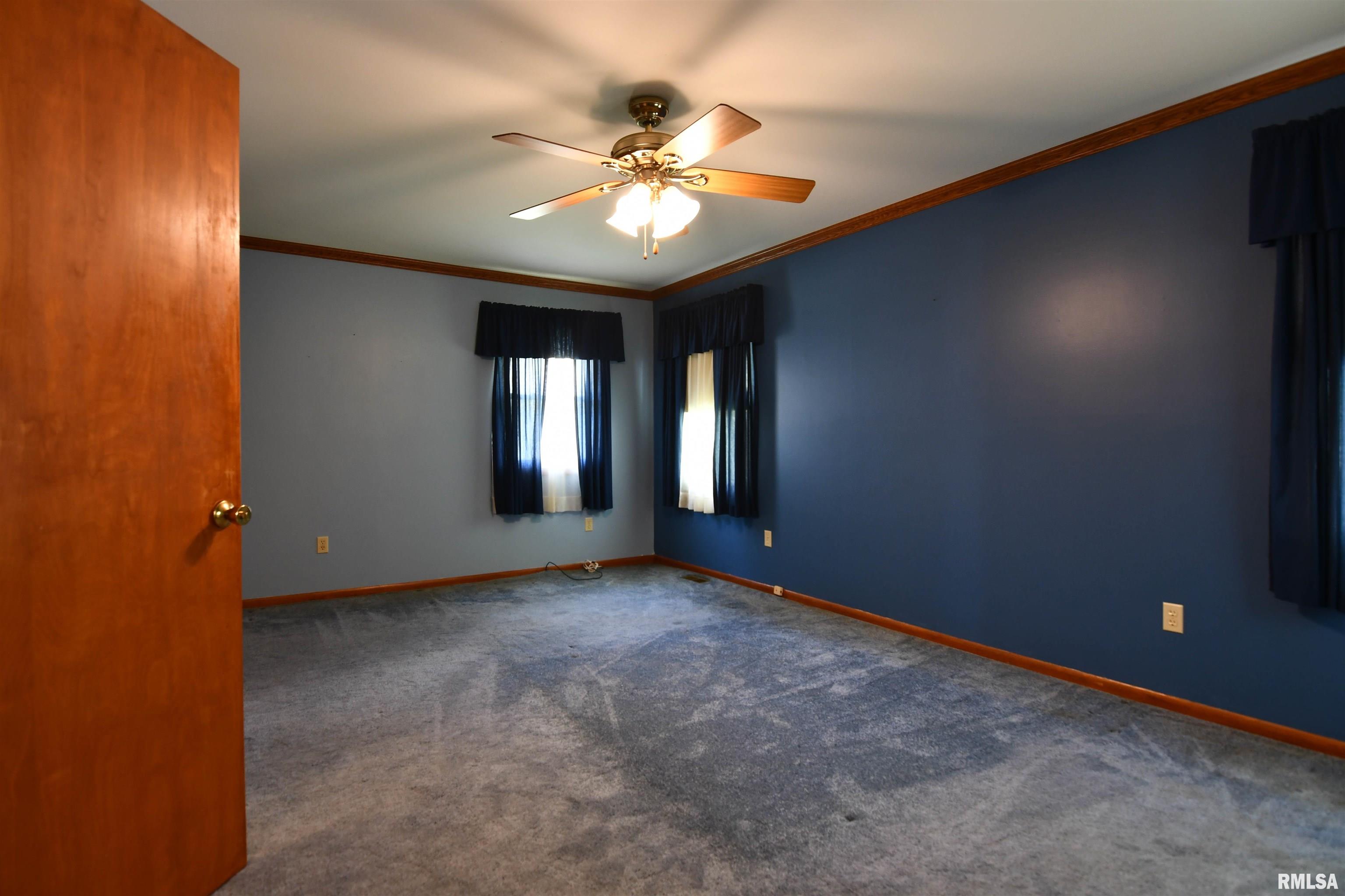 12 Diane Road Decatur, IL 62526 - Photo 33 of 40