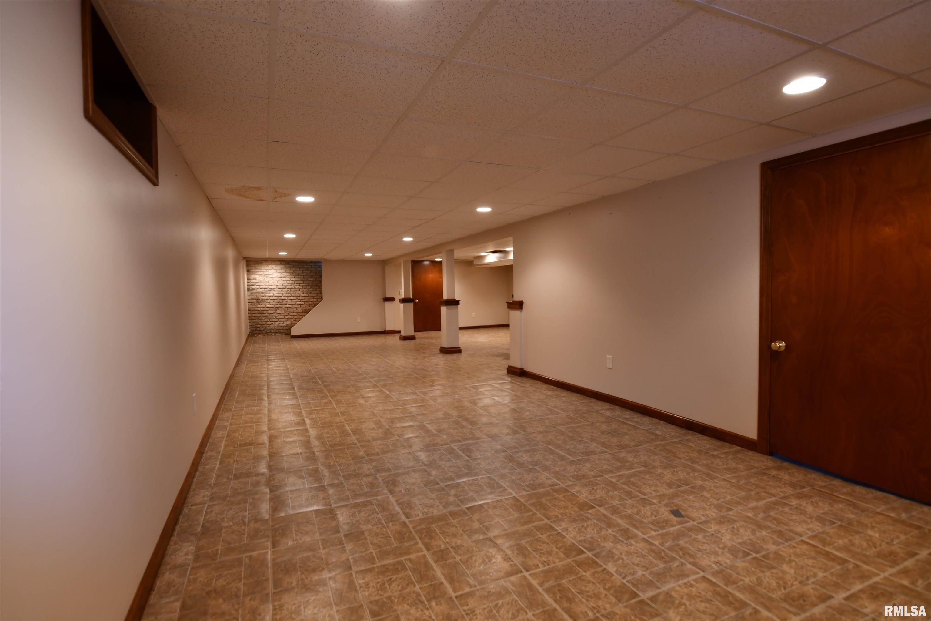 12 Diane Road Decatur, IL 62526 - Photo 40 of 40