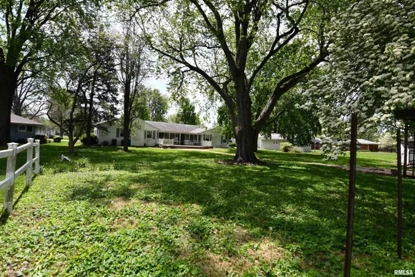 $174,900 | 12 Diane Road, Decatur, IL 62526