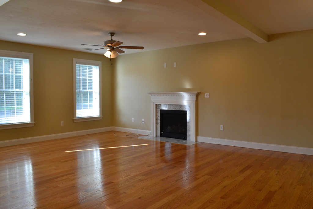 30 Stonehedge Road Franklin, MA 02038 - Photo 8 of 26 Gallery Image 8