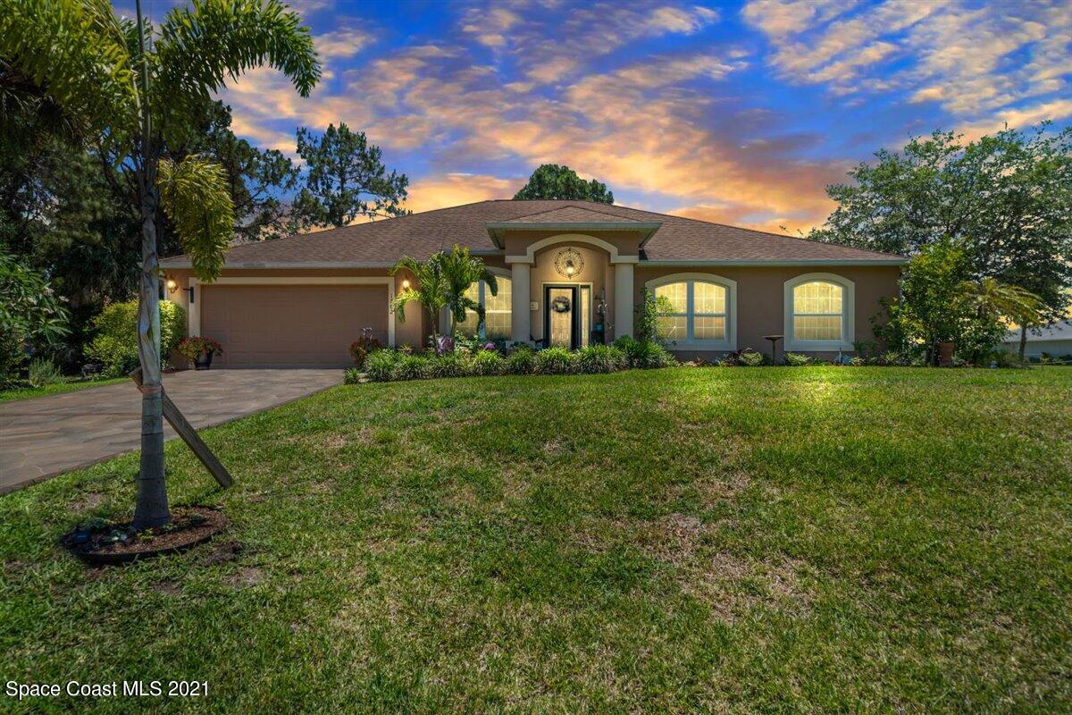 1762 Rangoon Road Northwest Palm Bay, FL 32907 - Photo 2 of 60 01-DSC04456_DTE