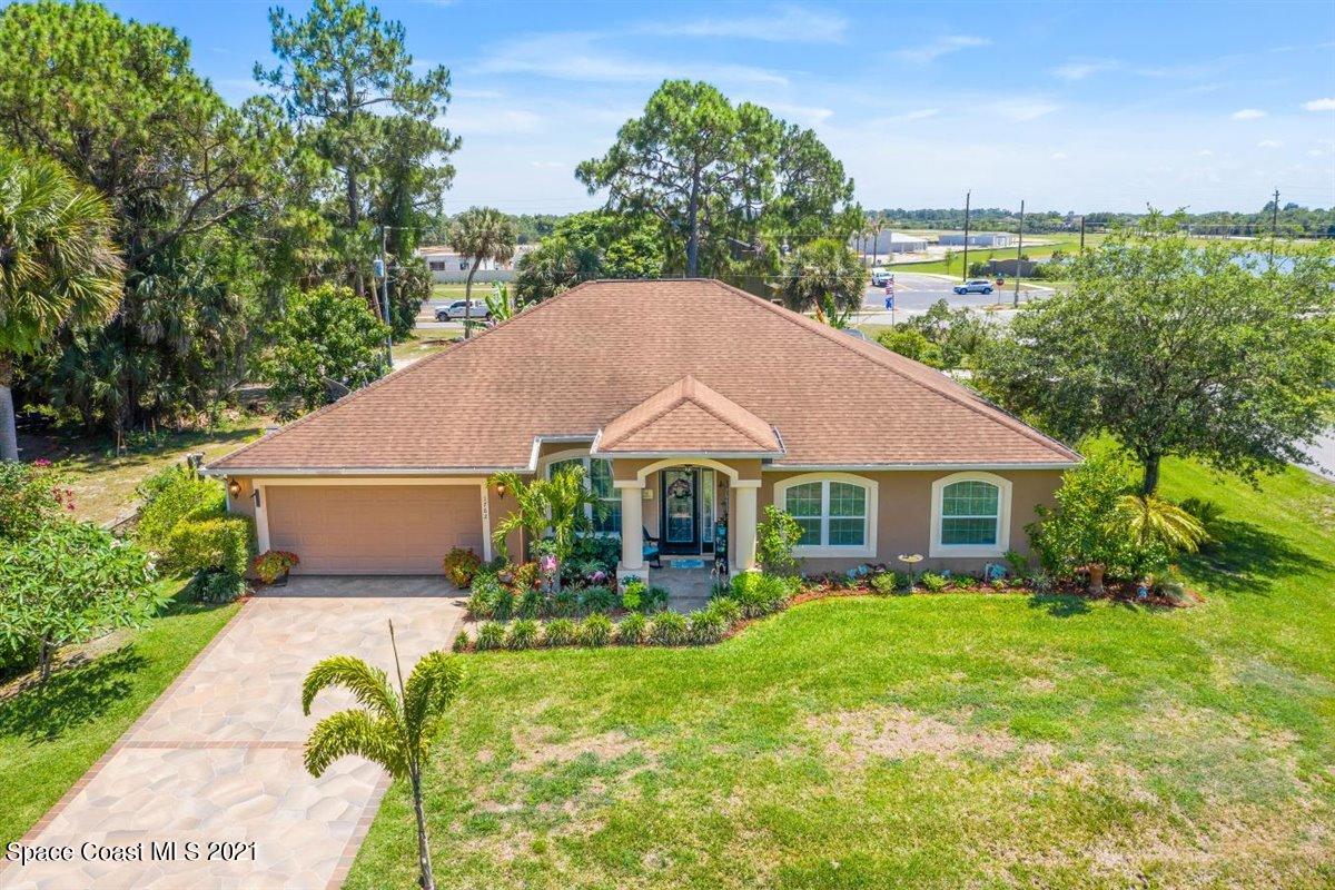 1762 Rangoon Road Northwest Palm Bay, FL 32907 - Photo 3 of 60 02-2021-05-03 14.28.21