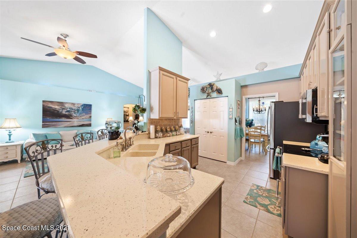 1762 Rangoon Road Northwest Palm Bay, FL 32907 - Photo 23 of 60 18-DSC04500