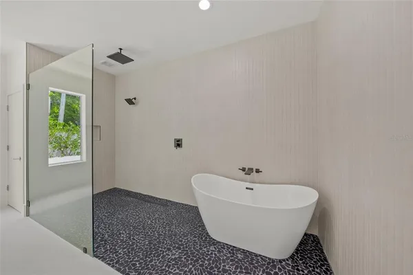 $12,000 | 3500 Bay Shore Road, Sarasota, FL 34234