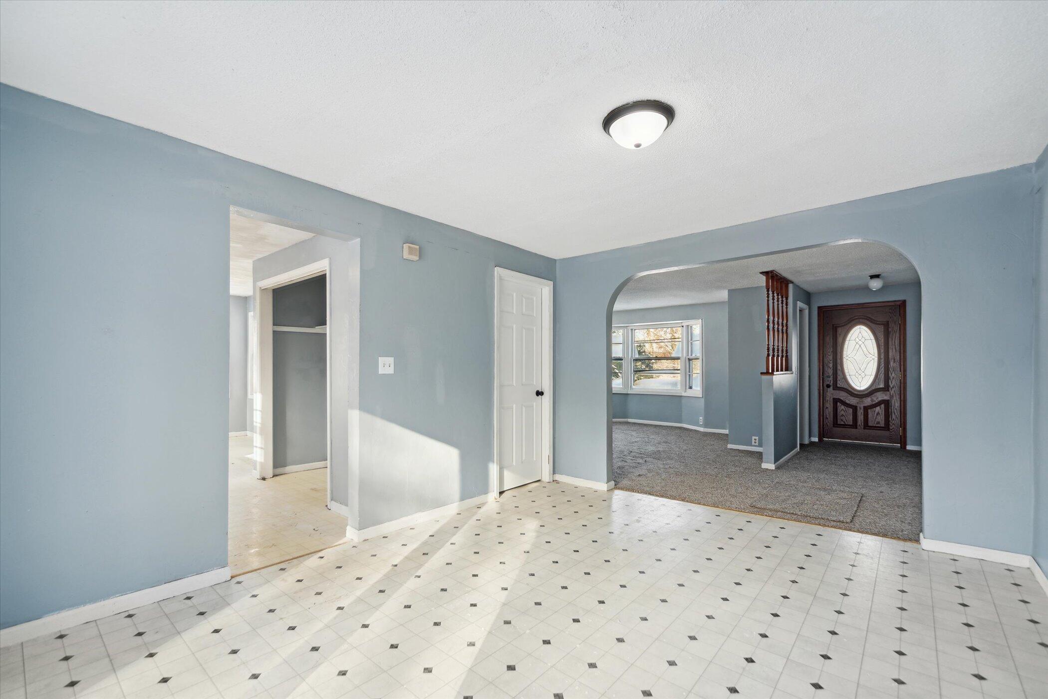 184 Morgan Road Battle Creek, MI 49017 - Photo 13 of 31 13-184-O-Dr-N-Battle-Creek-MI-49017-Wind