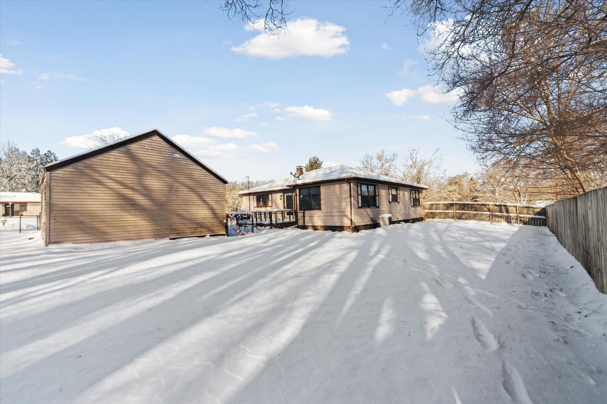 184 Morgan Road Battle Creek, MI 49017 - Photo 28 of 31 29-184-O-Dr-N-Battle-Creek-MI-49017-Wind