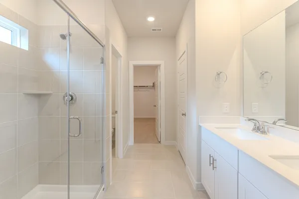 $2,275 | 6812 Hart Oak Court, Conroe, TX 77304