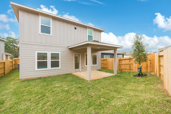 $2,275 | 6812 Hart Oak Court, Conroe, TX 77304