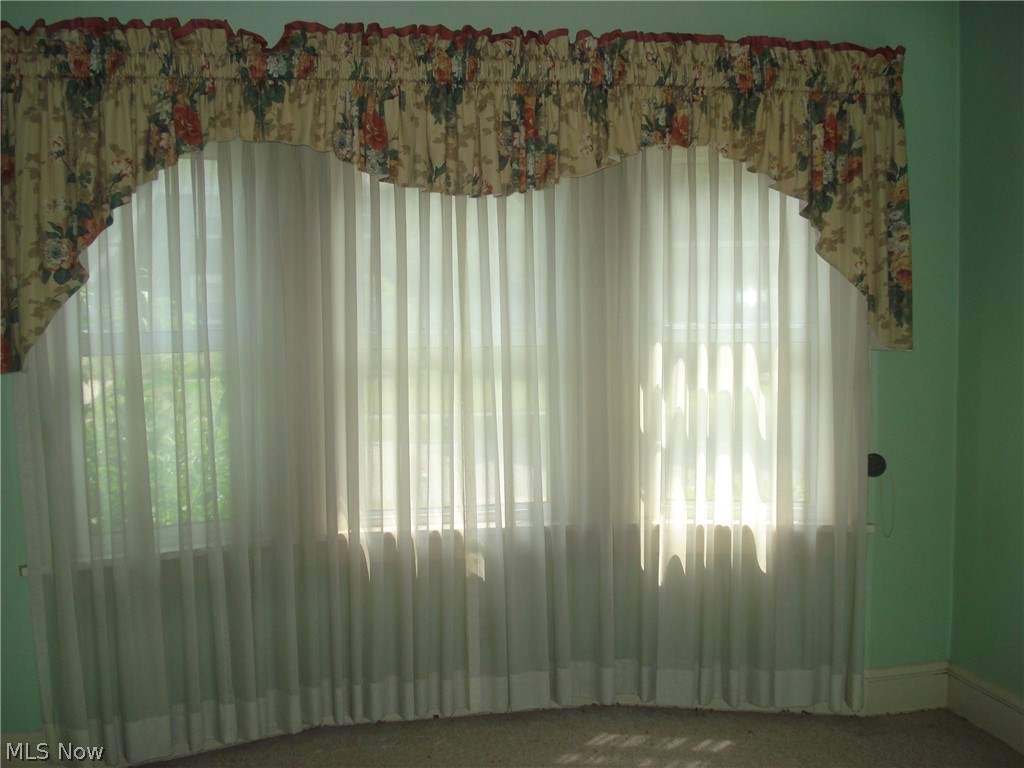 3919 Northampton Road Cleveland Heights, OH 44121 - Photo 4 of 23
