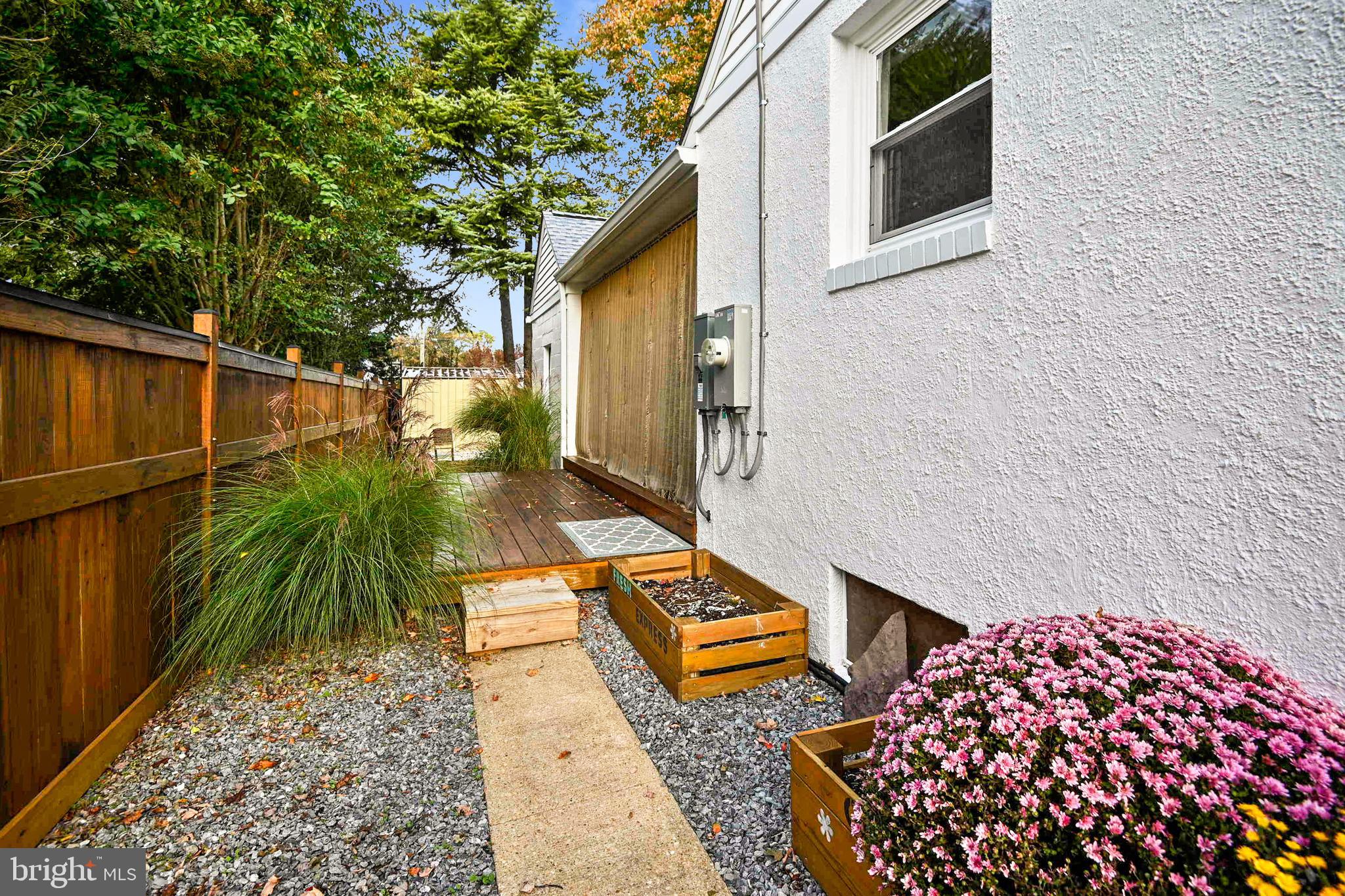 133 Farragut Road Annapolis, MD 21401 - Photo 29 of 31 Exterior - privacy fencing