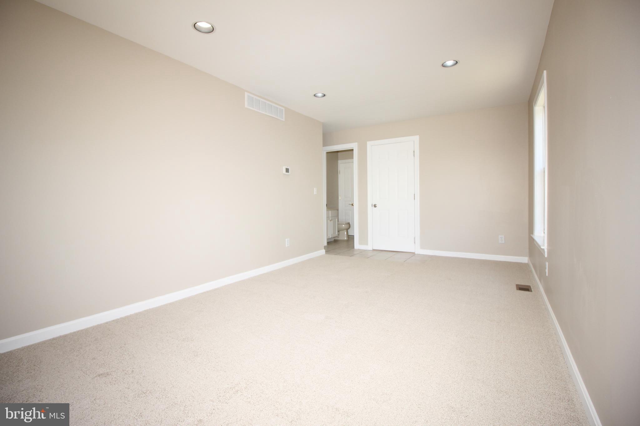 801 Taylor Street Riverside, NJ 08075 - Photo 13 of 34 a view of an empty room