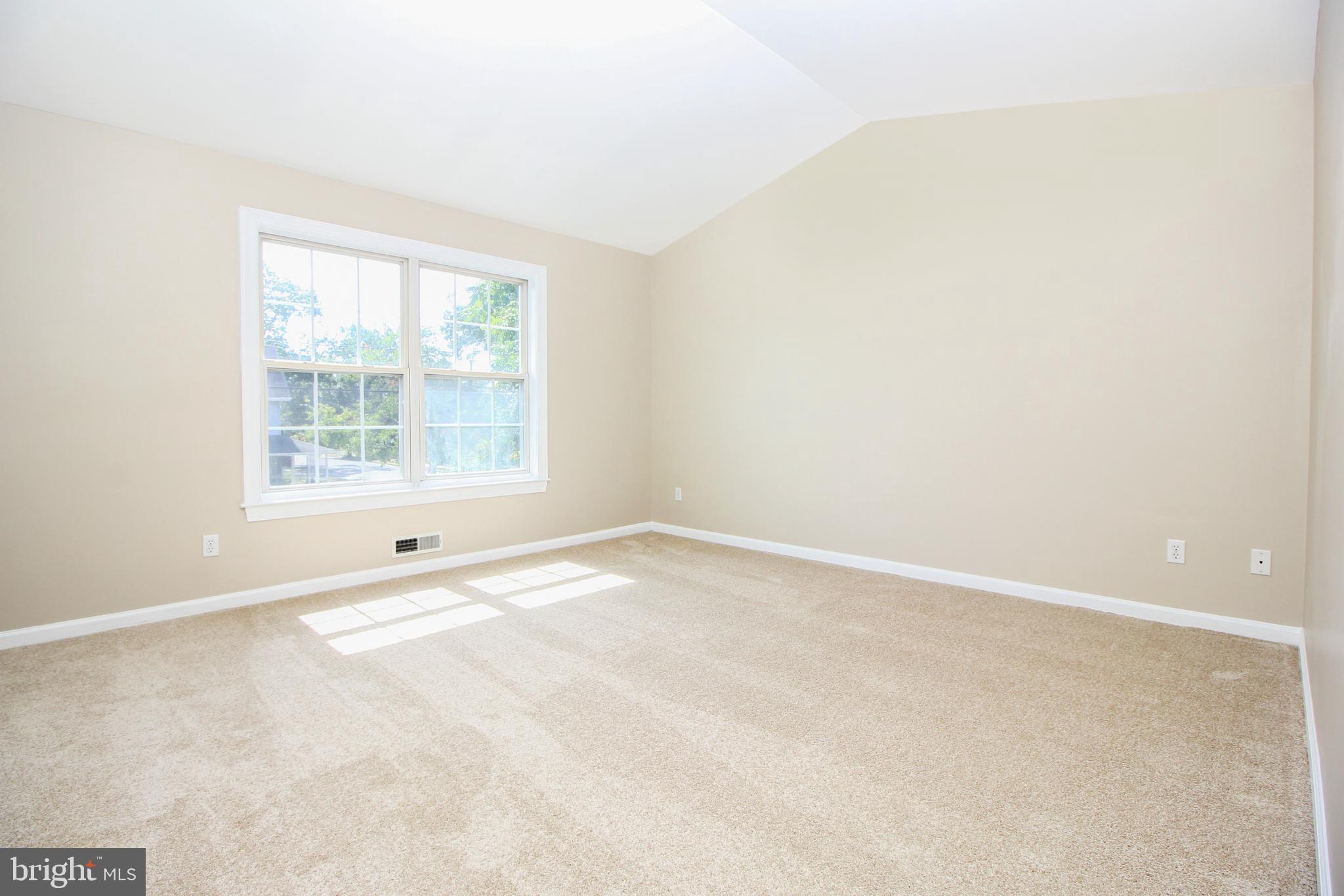 801 Taylor Street Riverside, NJ 08075 - Photo 22 of 34 an empty room with a window