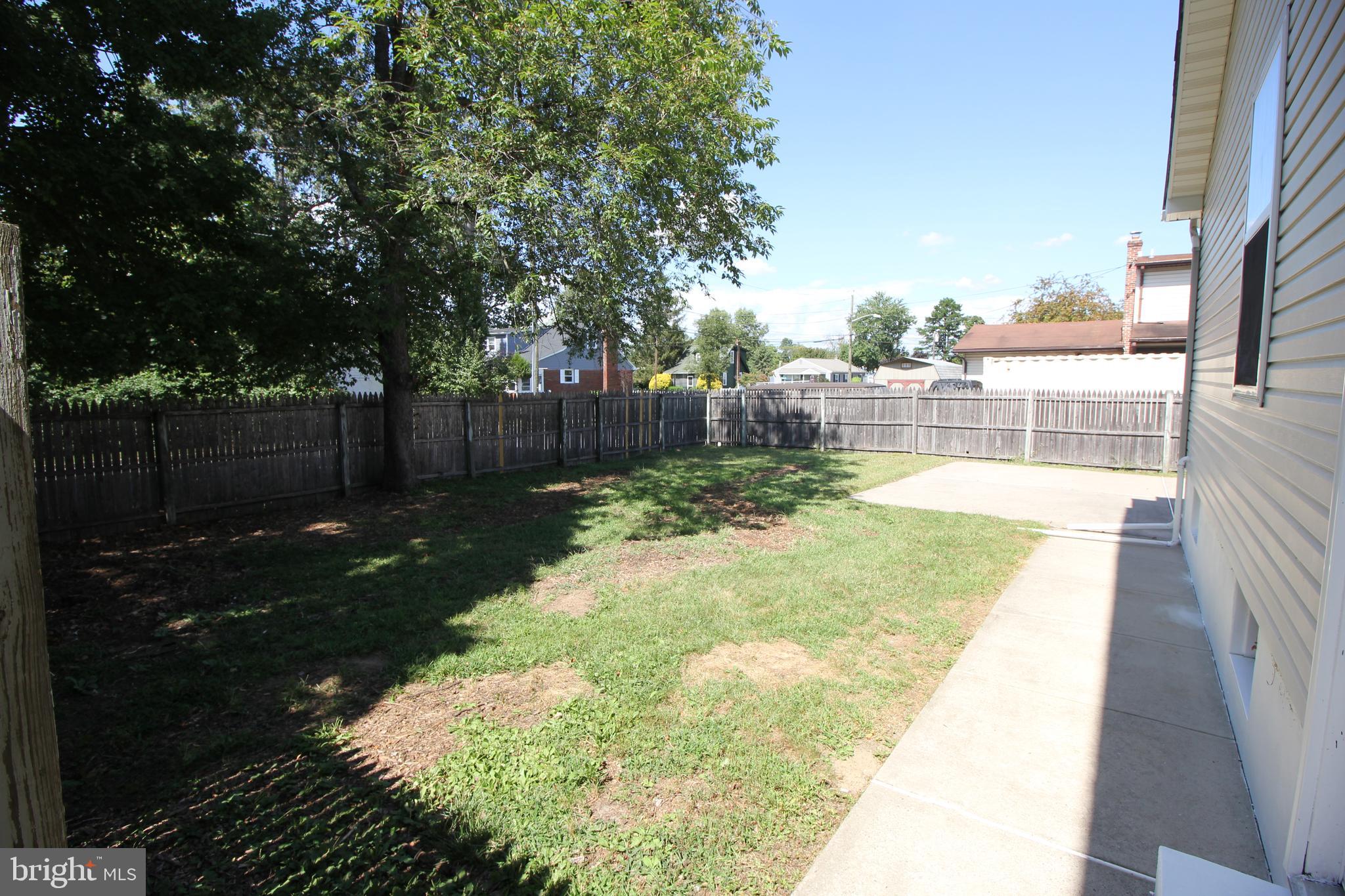 801 Taylor Street Riverside, NJ 08075 - Photo 32 of 34 a swimming pool with wooden fence