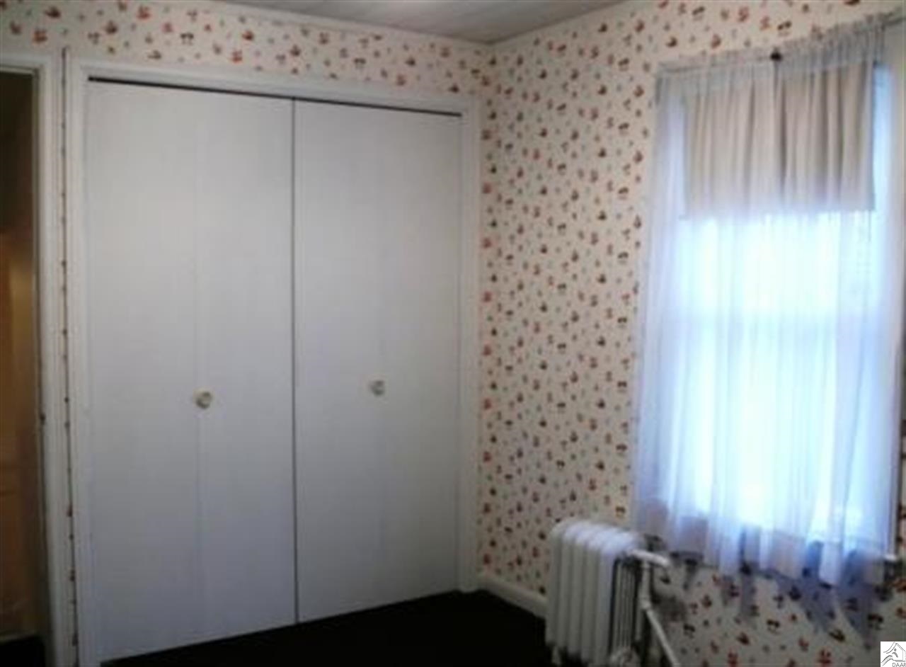 2219 Vermilion Road Duluth, MN 55803 - Photo 2 of 17 1st combo bedroom