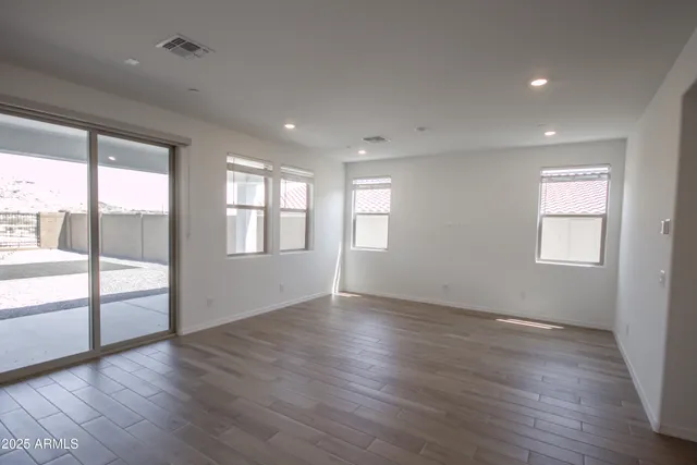 $2,900 | 21326 West Roanoke Avenue, Buckeye, AZ 85396