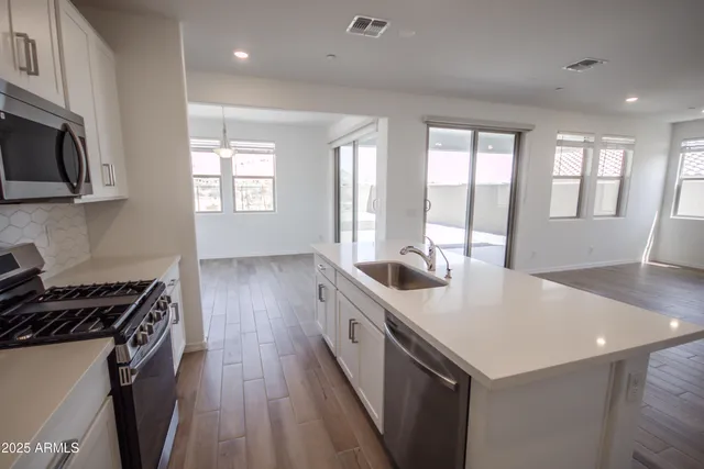 $2,900 | 21326 West Roanoke Avenue, Buckeye, AZ 85396