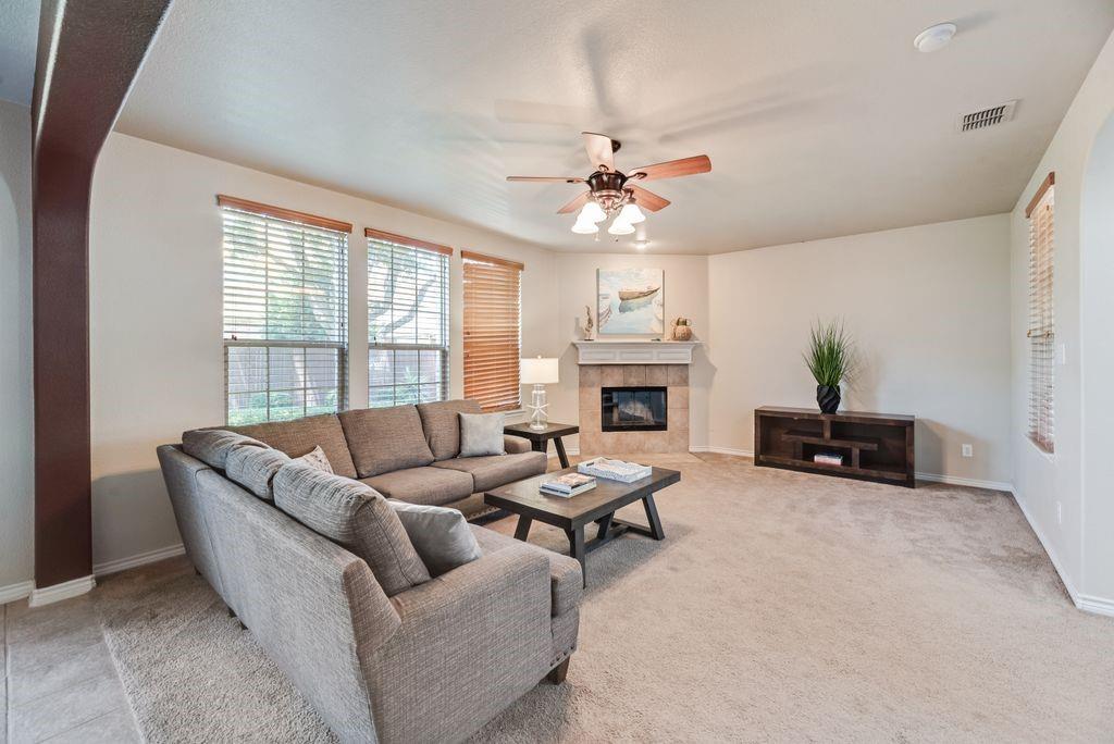 5841 Stone Mountain Road The Colony, TX 75056 - Photo 9 of 40