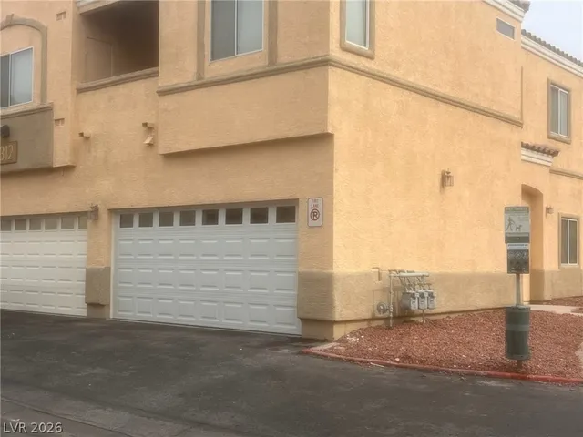 $1,650 | 6312 Rolling Rose Street, Unit 3, North Las Vegas, NV 89081