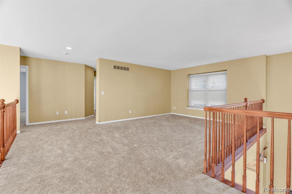 6573 Poppleton Road Canton, MI 48187 - Photo 33 of 39 6573 31